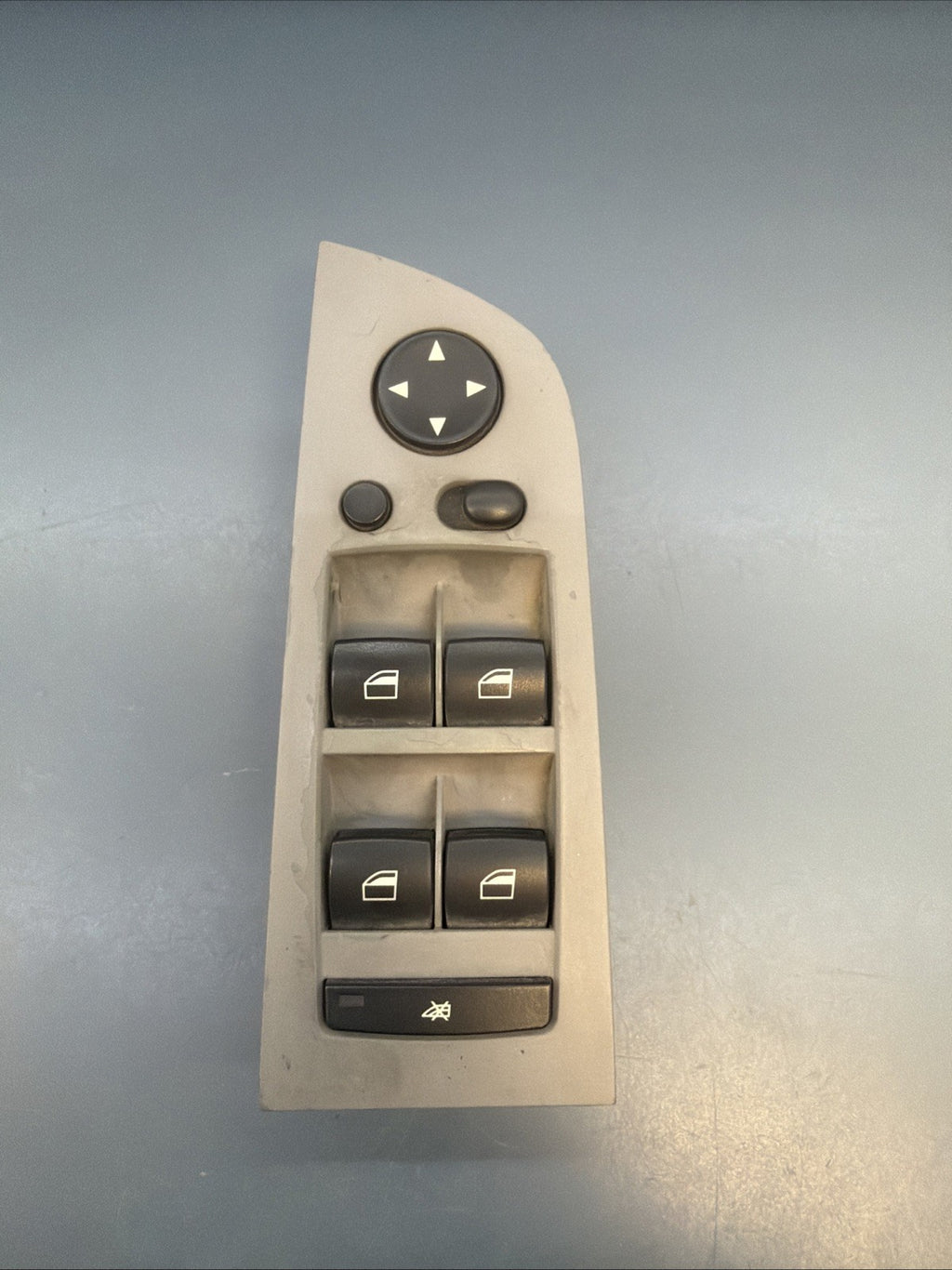 06-11 BMW E90 E91 325I 328I 330I 335I FRONT DRIVER MASTER WINDOW SWITCH 9132136