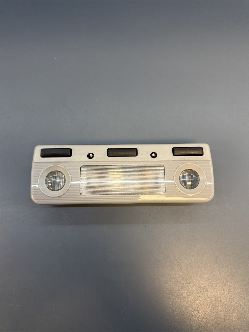 1997-2003 BMW E38 E39 Overhead upper dome light lamp switch panel 8369511 GREY