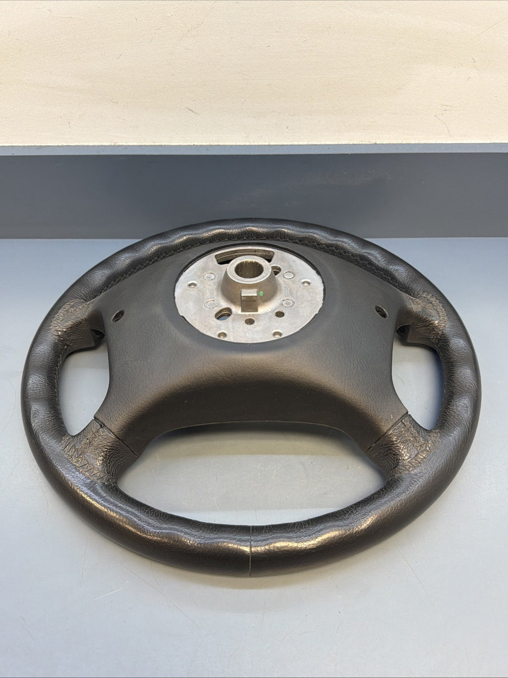 99-06 BMW OEM 330XI STEERING WHEEL W/O CONTROL SWITCHES LEATHER BLACK OEM