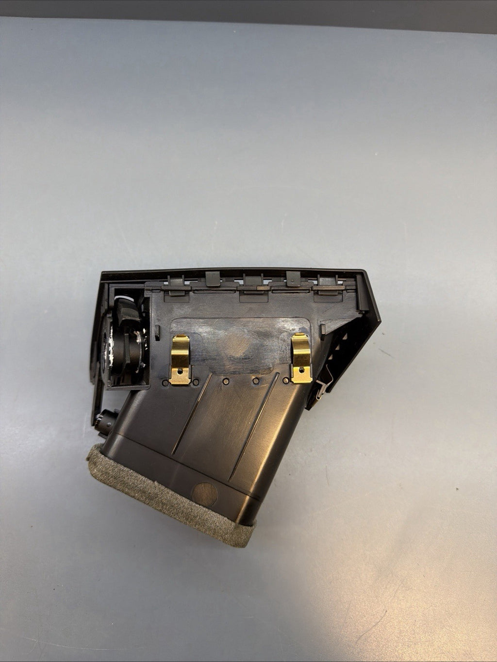 08-10 BMW X3 E83 FRONT PASSENGER RIGHT SIDE PANEL DASHBOARD AIR VENT 3415974