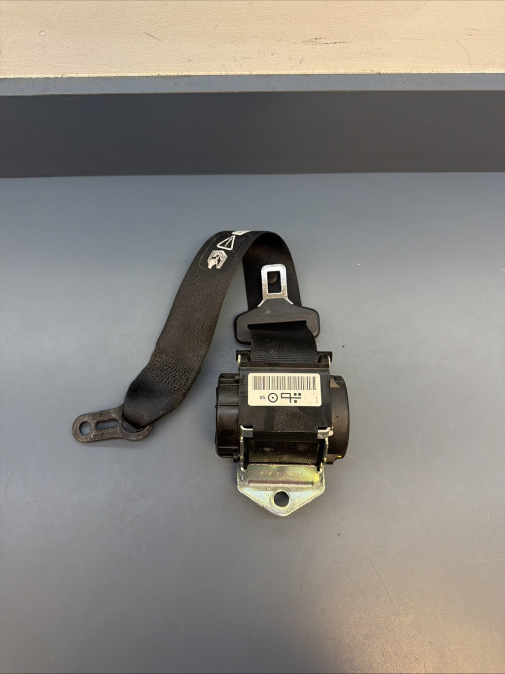 OEM Rear Right Or Left Seatbelt FOR 2012 2013 2014 2015 BMW X1 E84 608201000D