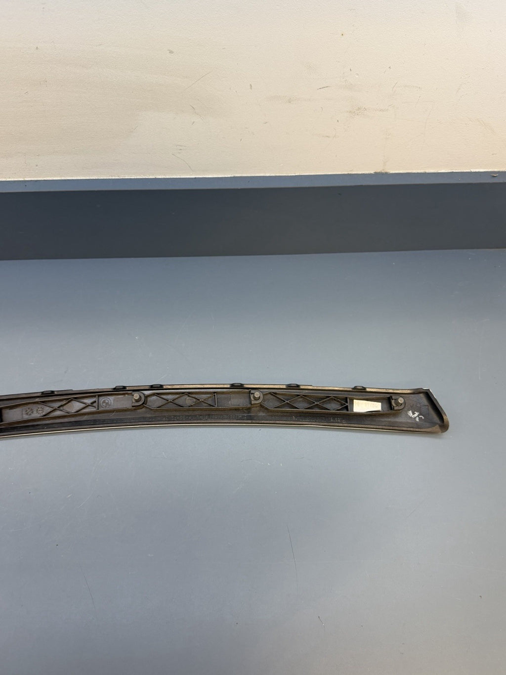 BMW E90 E91 3 series Passenger Side Front Left Brushed Silver Door Trim 6982471