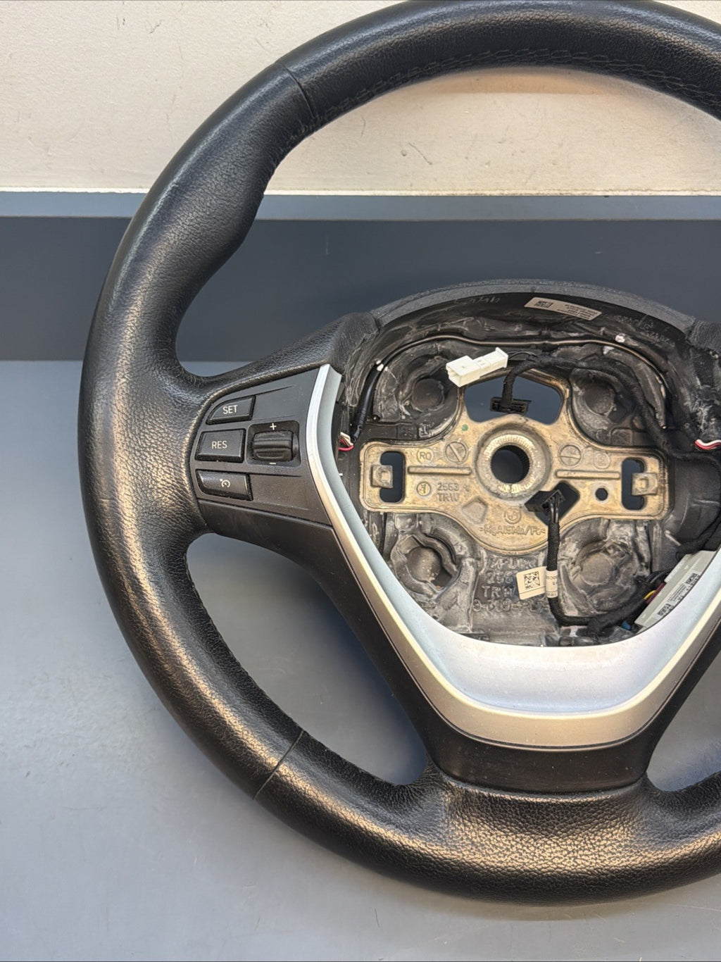 12-18 BMW F30 F32 328i 435i LEATHER SPORT STEERING WHEEL OEM 9218380