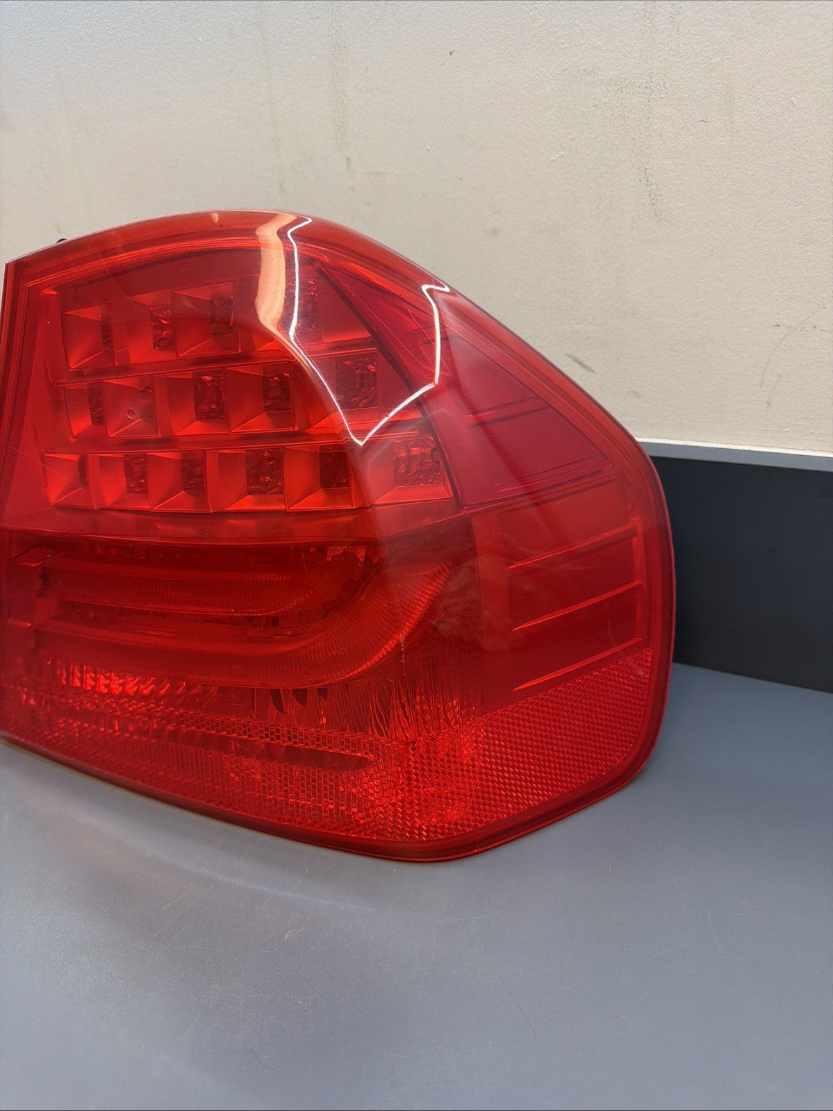 09-11 Bmw E90 328 335 M3 Rear Right Side LED Outer Taillight Lamp Oem 7289430