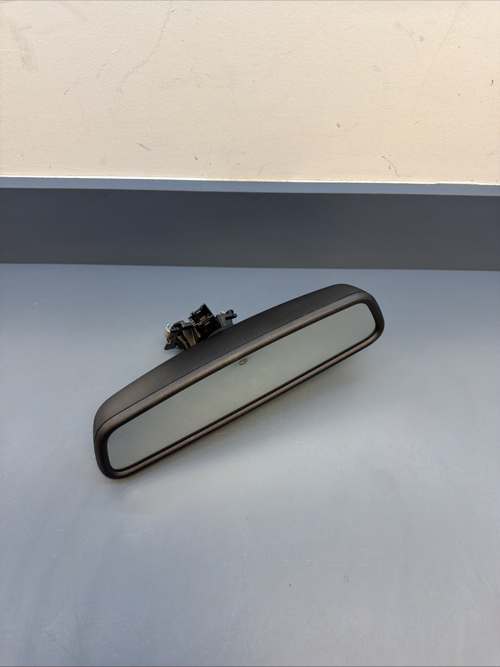 2011-2016 BMW 528i 535i 550i Front Upper Rear View Mirror Assembly 9274268 OEM