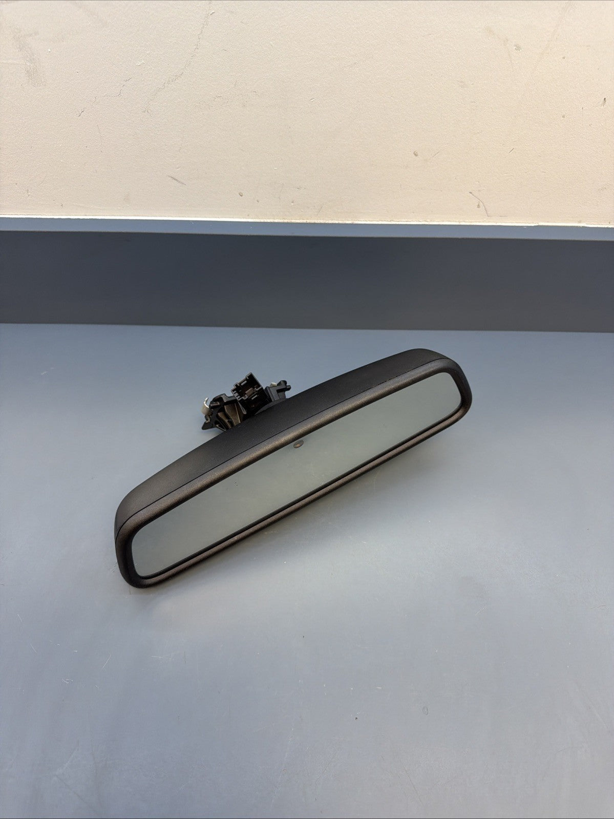 2011-2016 BMW 528i 535i 550i Front Upper Rear View Mirror Assembly 9274268 OEM
