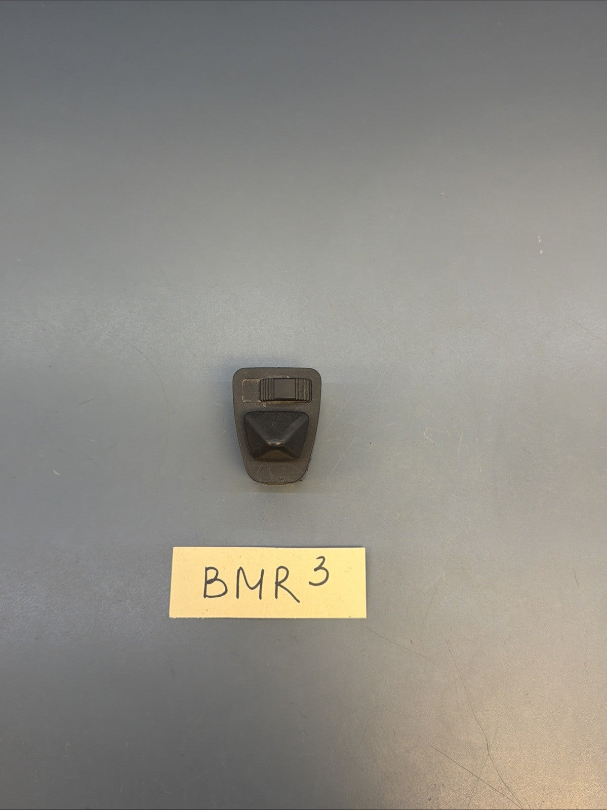 2001-2006 BMW 3-SERIES 325i E46 SIDE VIEW MIRROR CONTROL SWITCH 6901376 OEM USED