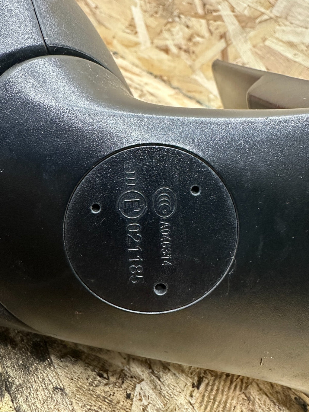 BMW 12-15 E84 X1 FRONT RIGHT PASSANGER FOLDING SIDE MIRROR WHITE OEM A046314