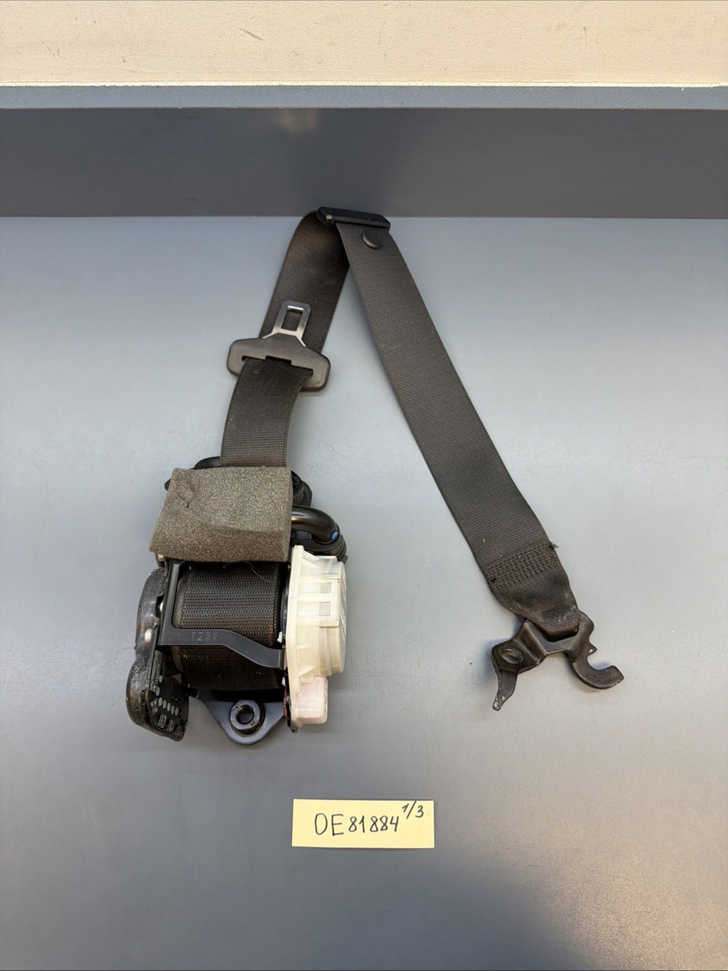 2011-2017 BMW X3 Front Seat Belt bucket passenger buckle S2736725001 OEM