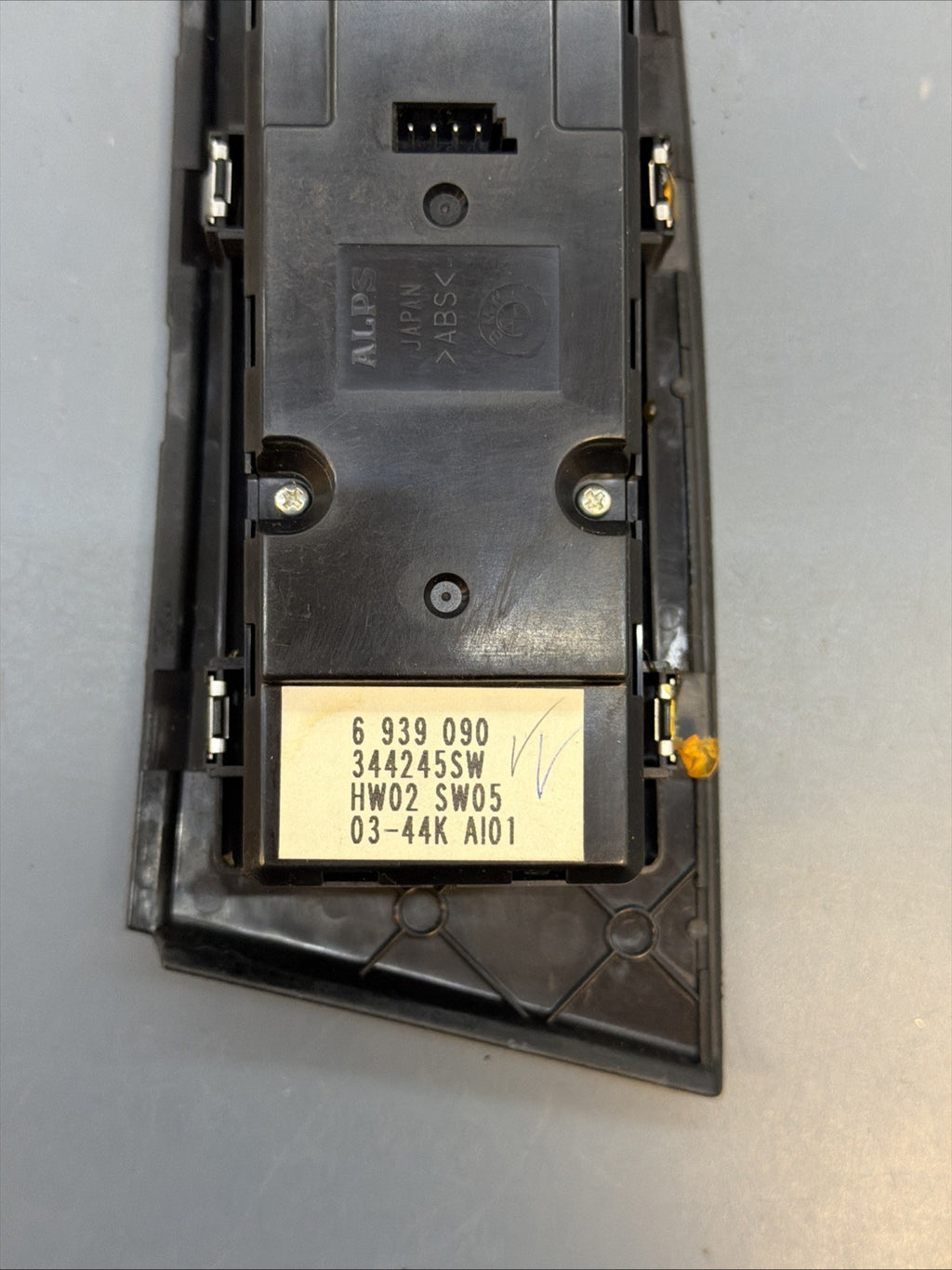 BMW E60 E61 5 Series DRIVER'S DOOR WINDOW LIFTER MIRROR SWITCH BUTTON 6939090