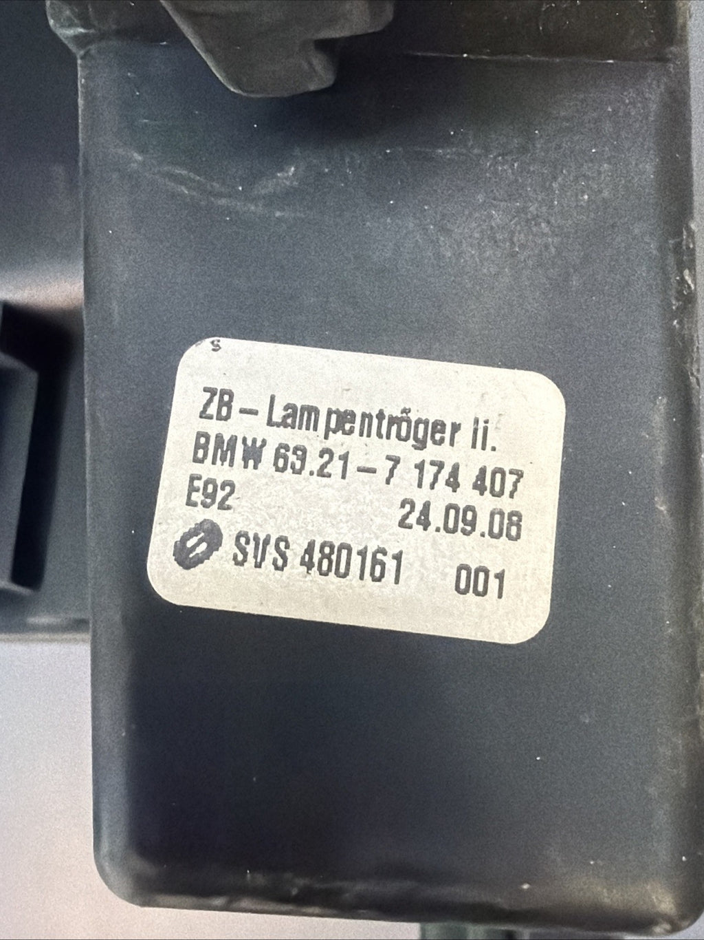 BMW 3 SERIES E92 PASSENGER SIDE REAR OUTER LIGHT BULB HOLDER SOCKET 7174407