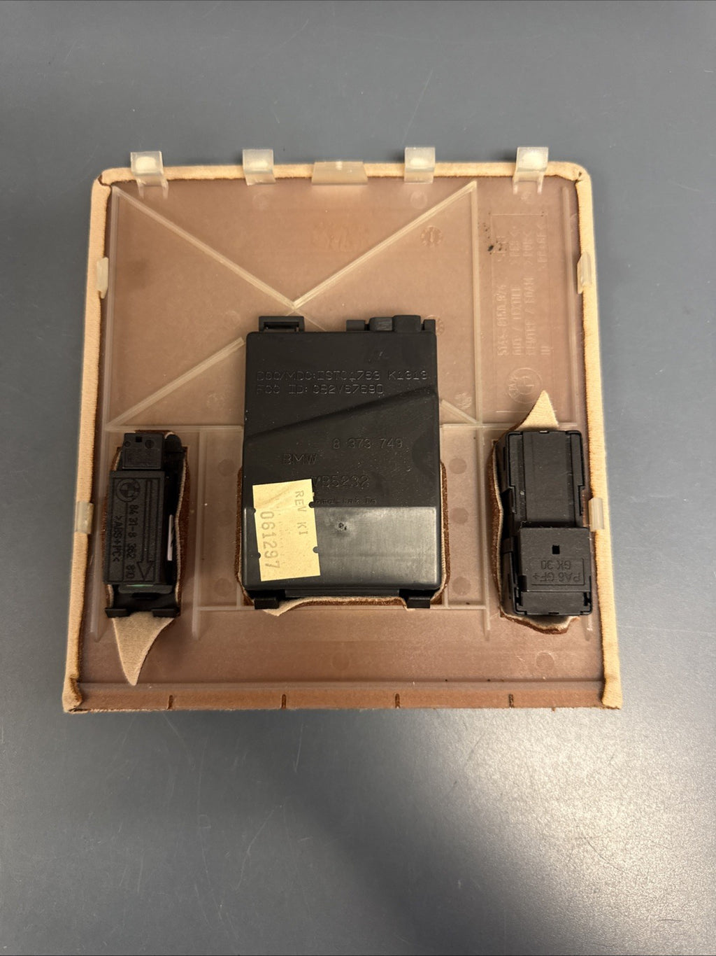 Bmw E38 740 750 530 540 Front Upper Sliding Roof Switch Cover Trim Beige Oem