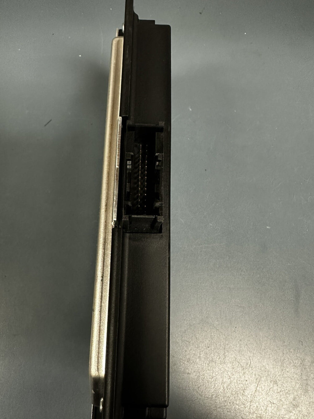 08-09 BMW M3 328I 335i E90 E92 E93 PL2 FRM 2 II FRM2 FOOTWELL MODULE 9166709 OEM