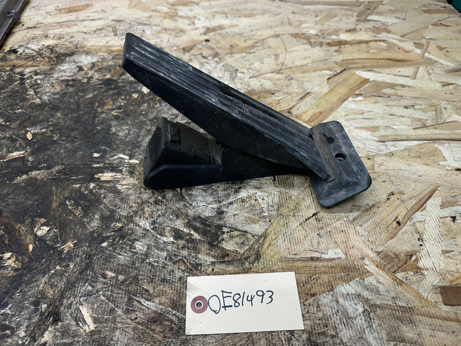 BMW 2008-2020 F1X F2X F3X GAS THROTTLE ACCELERATION PEDAL ACTUATOR OEM 6860784