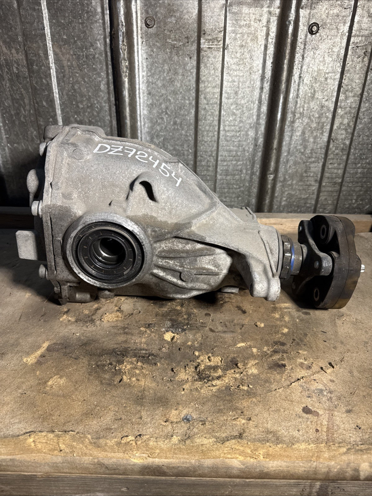 BMW REAR DIFFERENTIAL F06 SERIES 640Xi FINAL DRIVE 3.23 7584444
