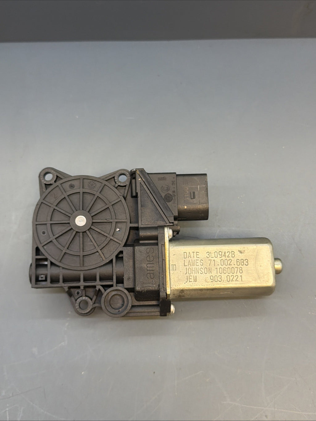 07-13 BMW E90 335i 328i Rear Left Back Door Power Window Motor Unit 71002603 OEM