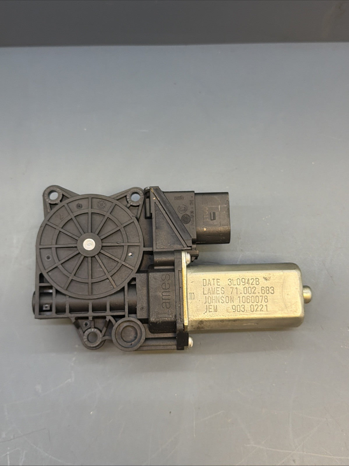 07-13 BMW E90 335i 328i Rear Left Back Door Power Window Motor Unit 71002603 OEM