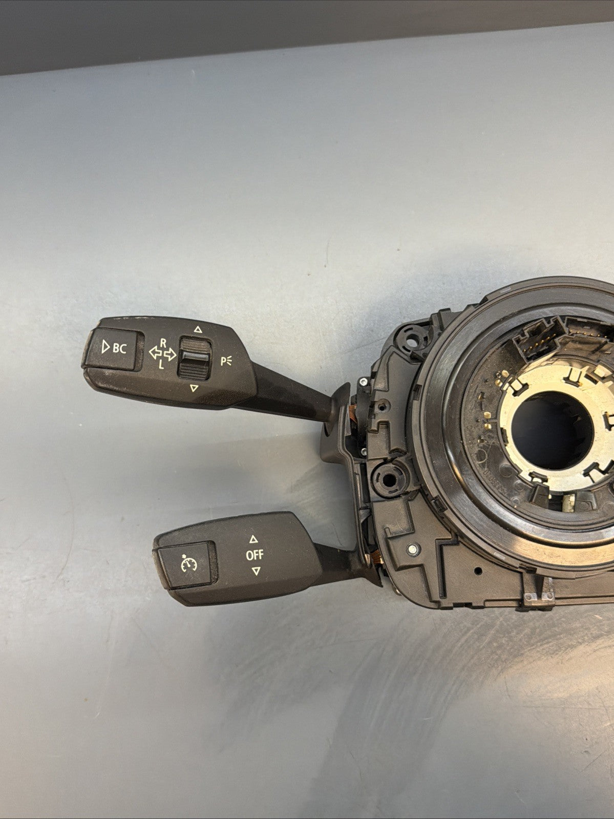 07-13 BMW 328i 330i 335i E90 E92 E93 Steering Controls Clockspring Combo 9123049