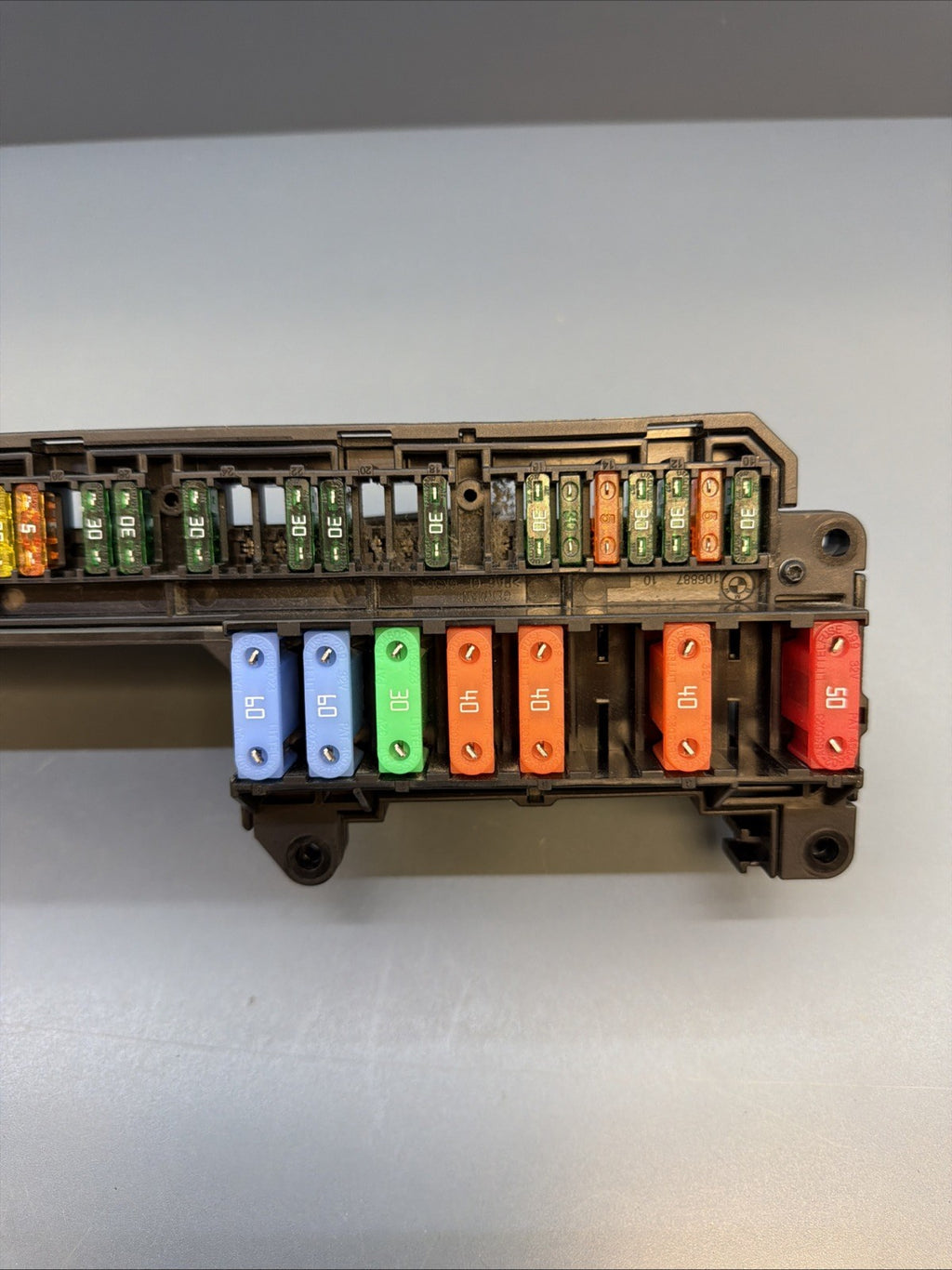 2008-2010 BMW 550I E60 CABIN FRONT RIGHT FUSE RELAY JUNCTION BOX 6957330