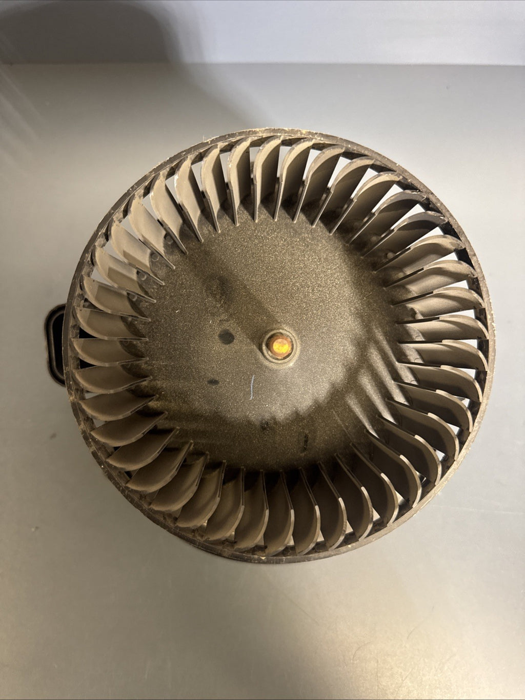 12-18 OEM BMW F30 F80 Heater Air AC Conditioning Cool Blower Motor Fan 9276112