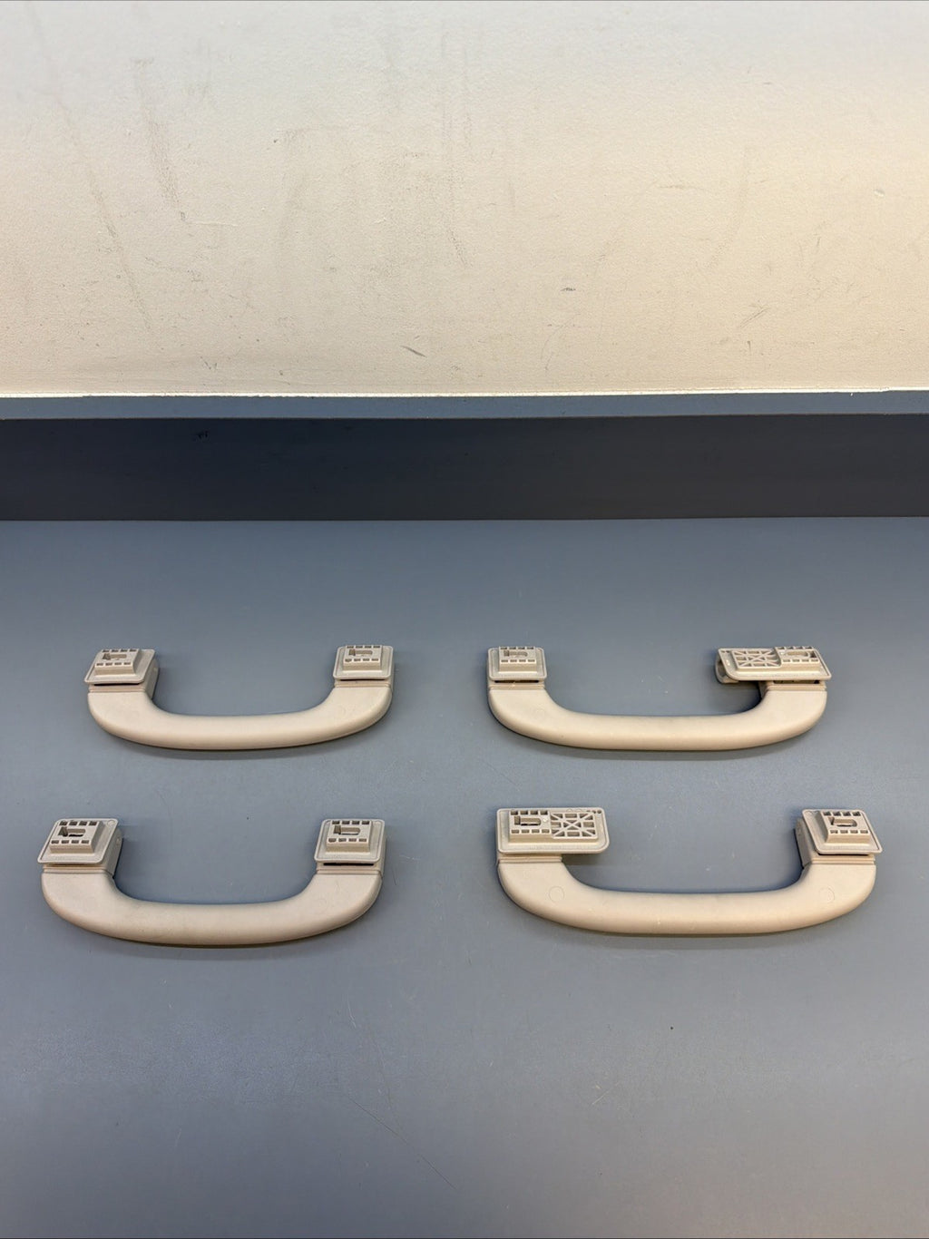 2007-2013 BMW X5 E70 Front Rear Left & Right Upper Roof Grab Handle Set 6977691