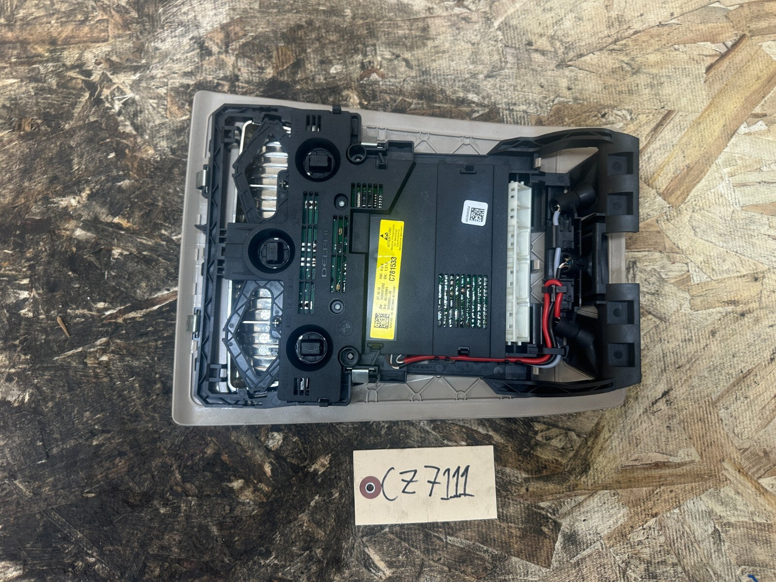 BMW 2010-2017 F10 5 SERIES FRONT OVERHEAD DOME LIGHT SWITCH BEIGE OEM 28140555