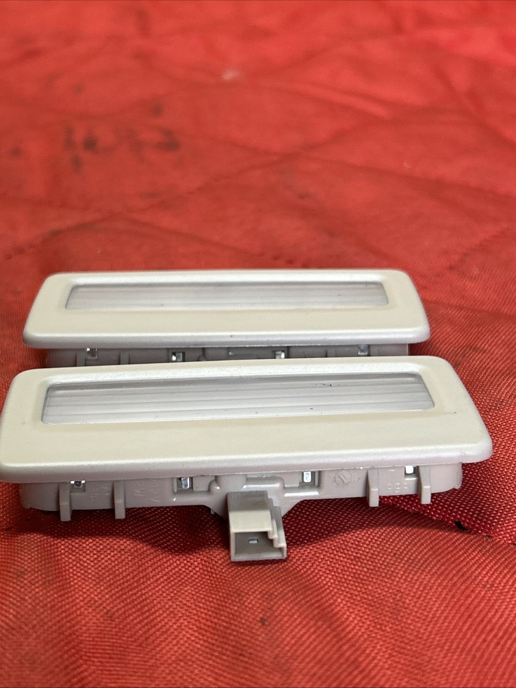 2011-2016 BMW 535i 528i F10 - Front Vanity / Mirror Light 9163767 USED OEM BEIGE
