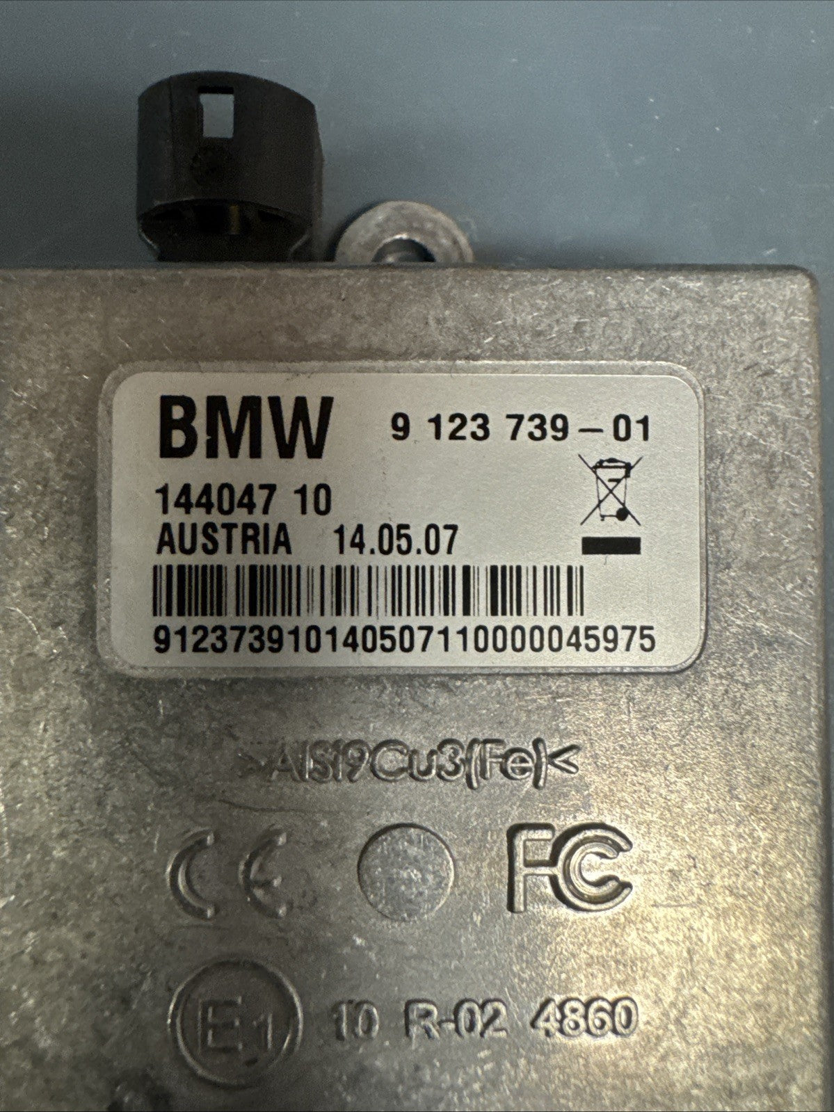 07-10 BMW 335i E60 E61 5 Series USB Interface Hub Adapter Module 9123739 OEM