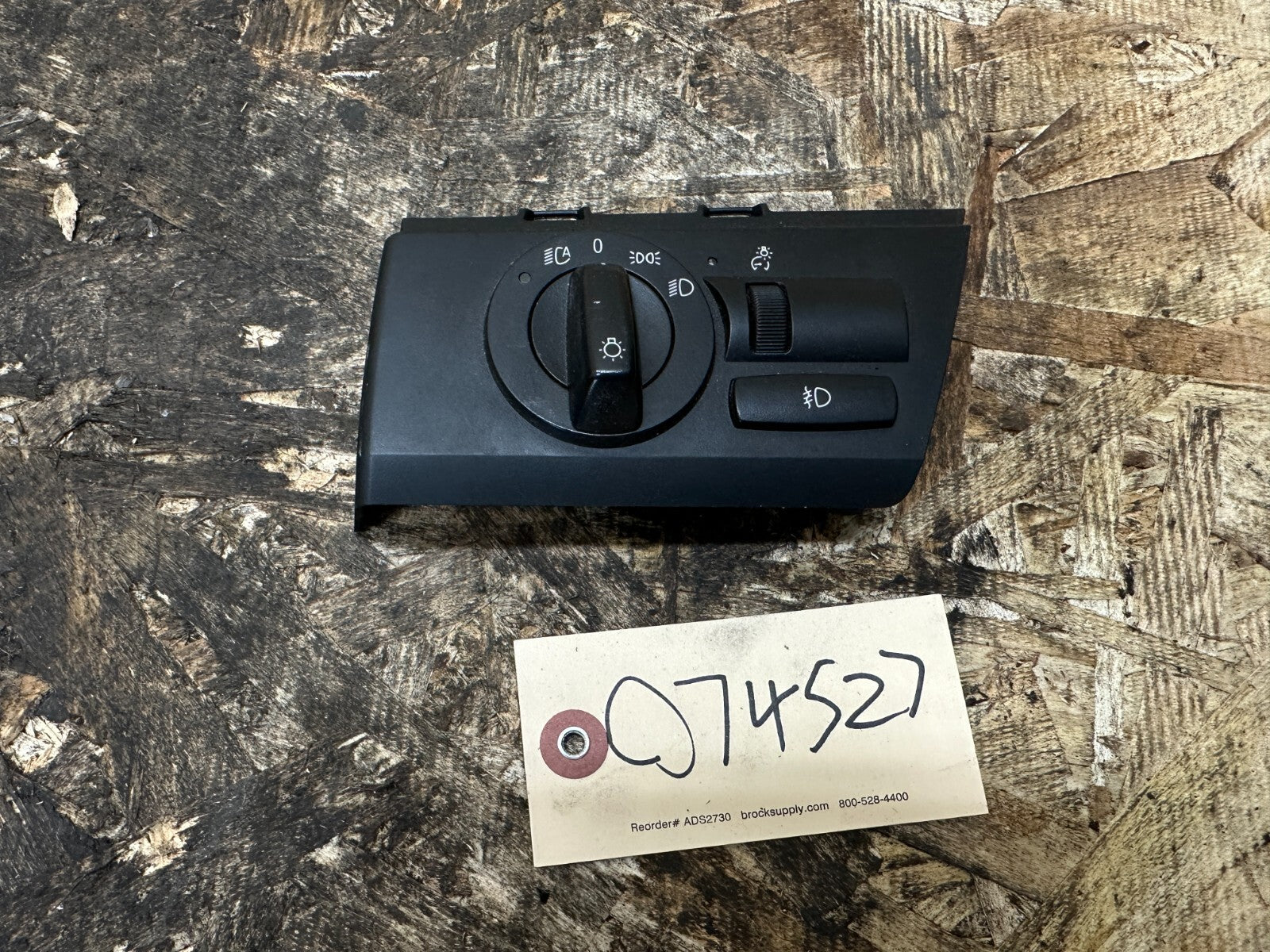 BMW 2003-2005 E83 X3 FRONT HEADLIGHT DIMMER SWITCH BLACK OEM 3415113