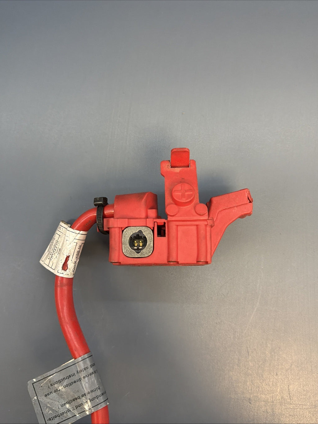BMW 2006-2012 E90 POSITIVE POWER CABLE TO DISTRIBUTION BOX OEM 9203570