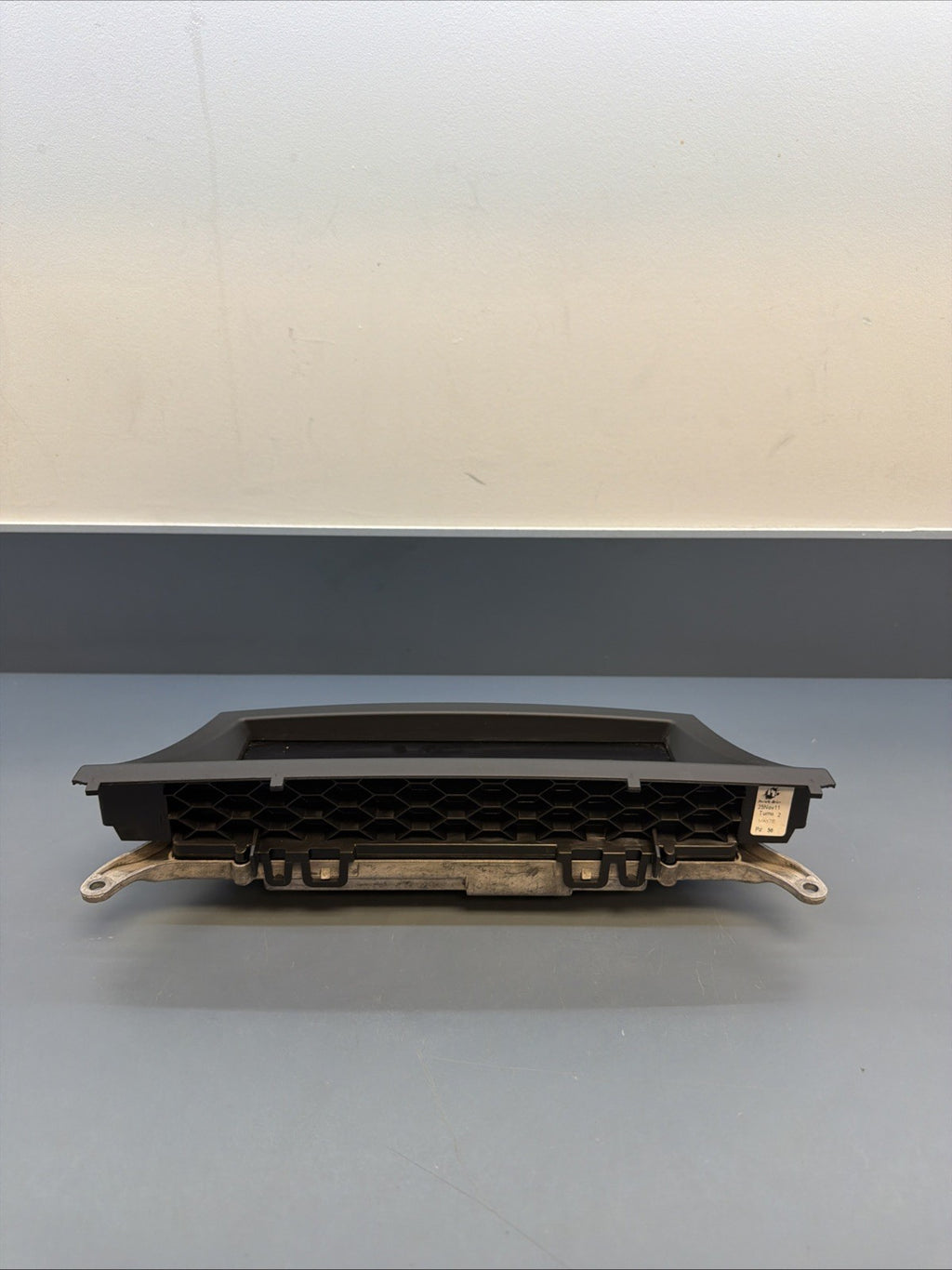 10-14 BMW E70 X5 E71 X6 8.8" MULTIMEDIA SCREEN CENTER UPPER DASH OEM 2382794