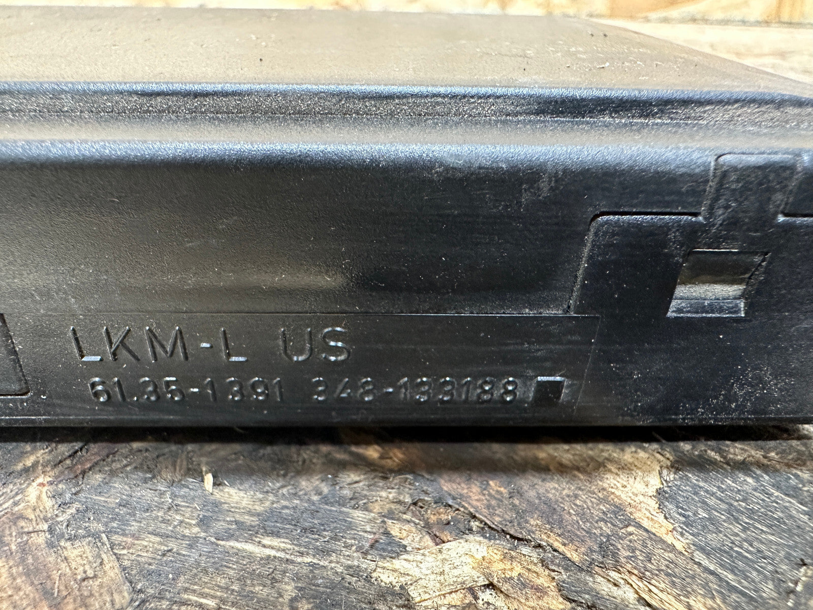 BMW 87-96 E34 5 SERIES BODY LIGHTING CONTROL MODULE OEM 1391348