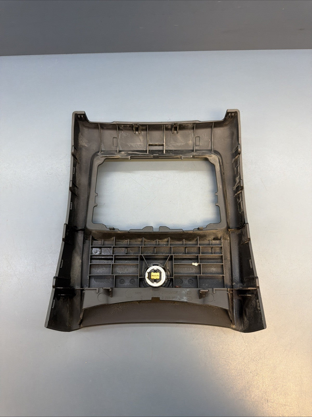 BMW F30 F32 F80 F82 REAR CENTER CONSOLE PANEL COVER TRIM OEM 9218909