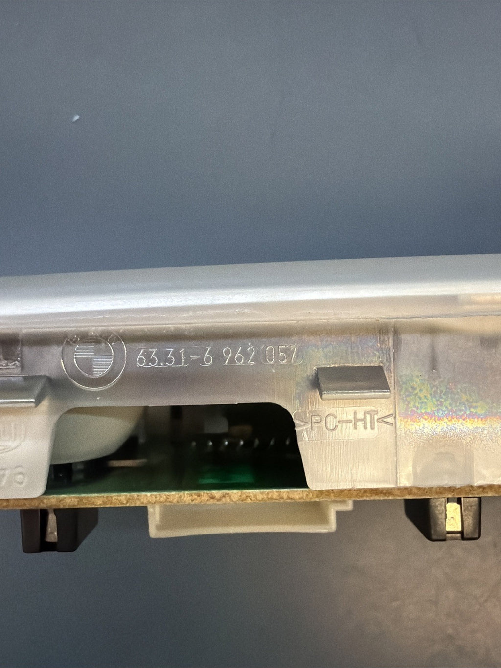 04-10 BMW 5 Series E60 Front Upper Overhead Reading Dome Light Lamp 6962057