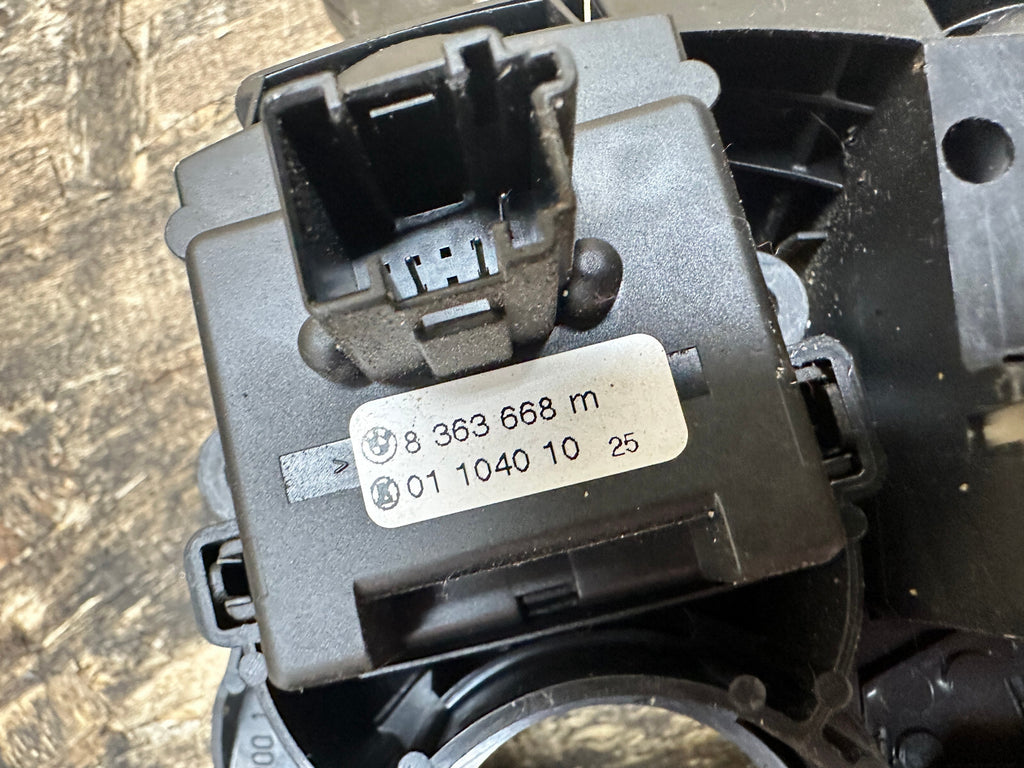 BMW 93-10 3 5 7 SERIES X3 X5 Z4 CENTER WHEEL COLUMN SWITCH CLUSTER OEM 8376445