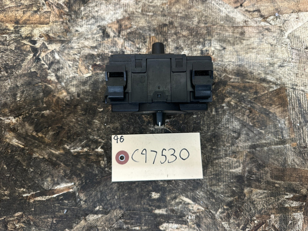 BMW 06-12 E90 HEAD LIGHT SWITCHES CONTROL PANEL ONLY NO TRIM OEM 6938864