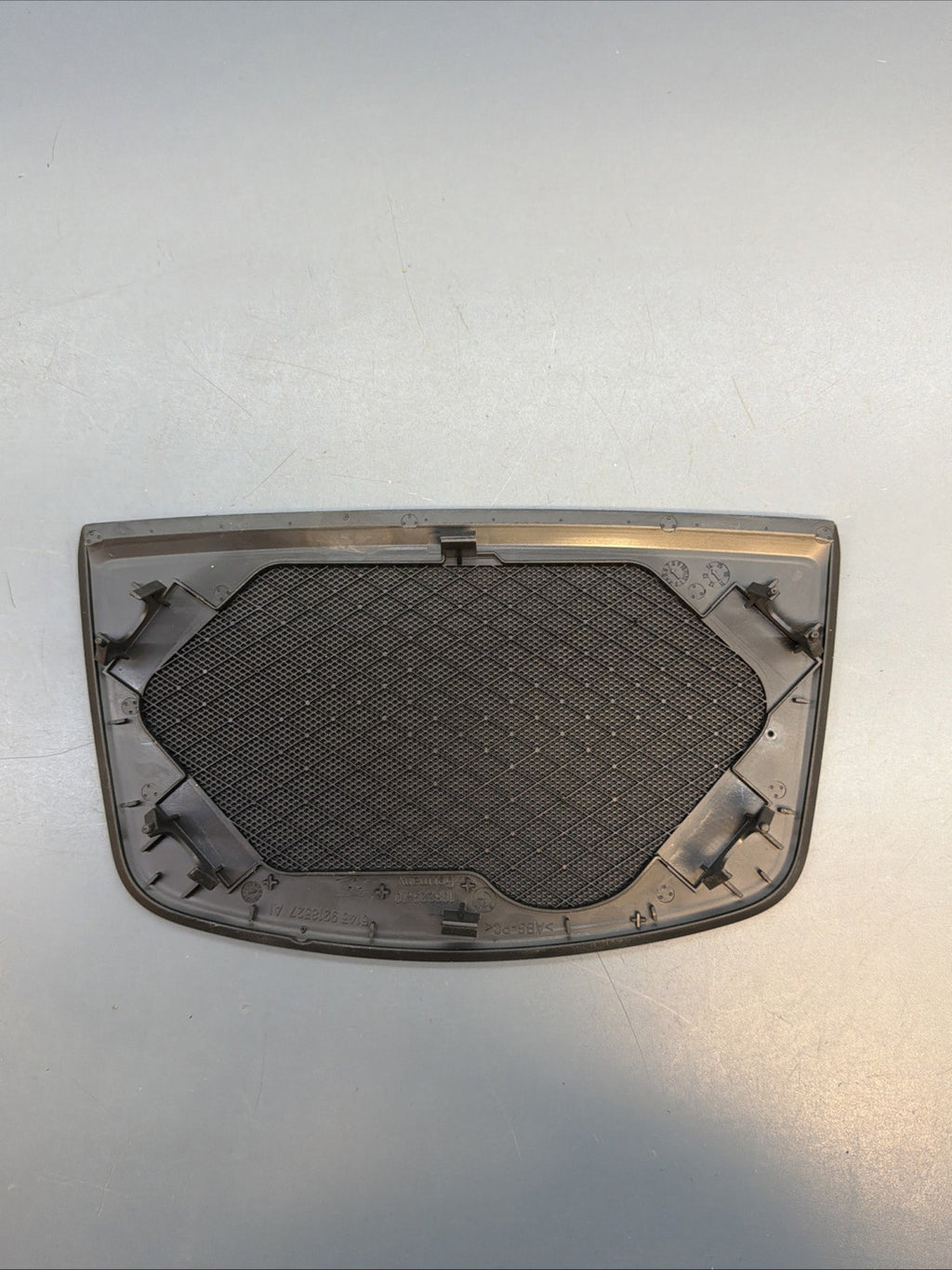 2013 - 2016 BMW F30 F31 F34 3-SERIES DASH SPEAKER GRILLE TRIM COVER 9218527
