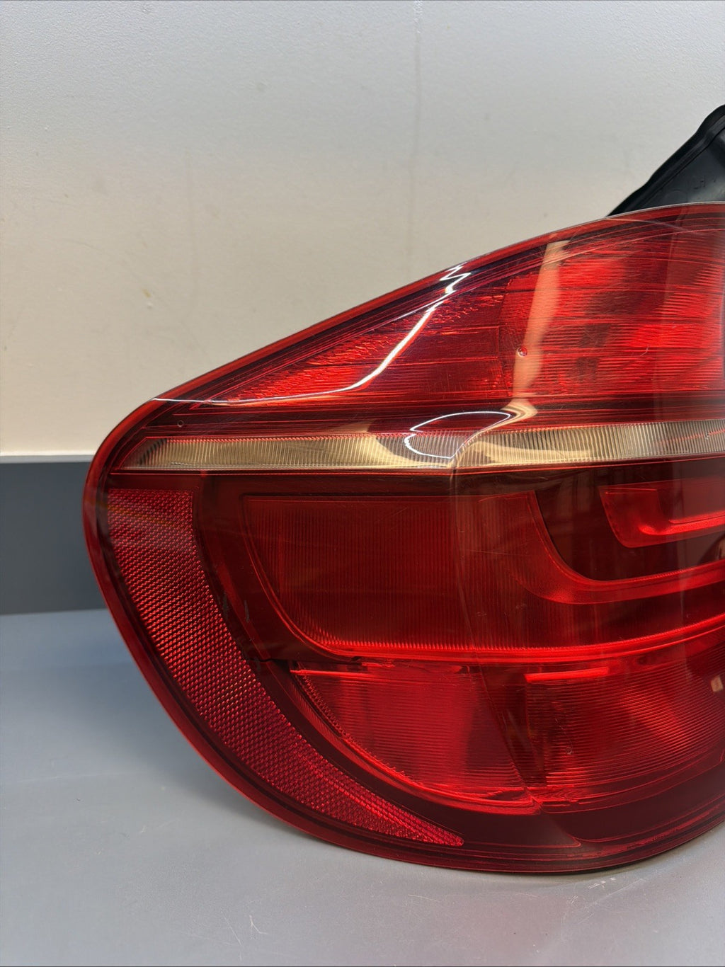 2011-2013 BMW X5 E70 GENUINE Driver Left Side Outer Tail Light Lamp OEM 7227791