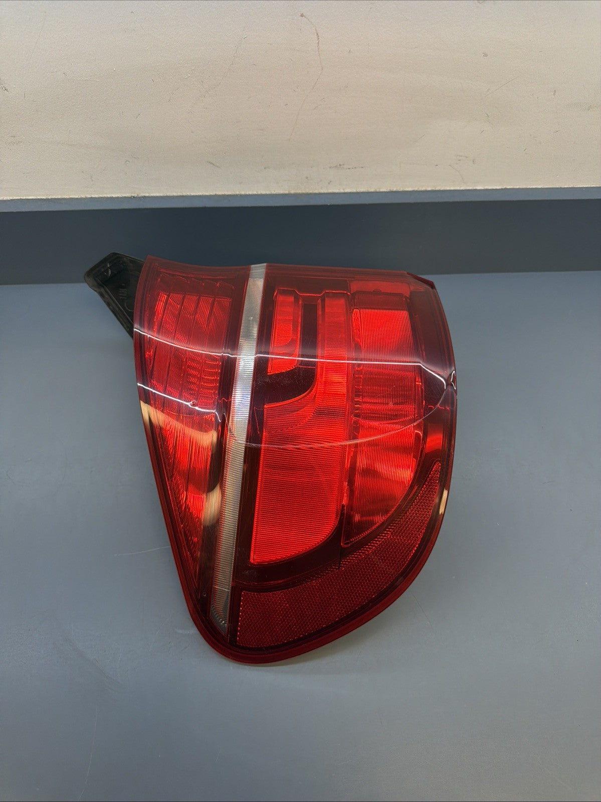 2011-2013 BMW X5 E70 GENUINE Driver Left Side Outer Tail Light Lamp OEM 7227791