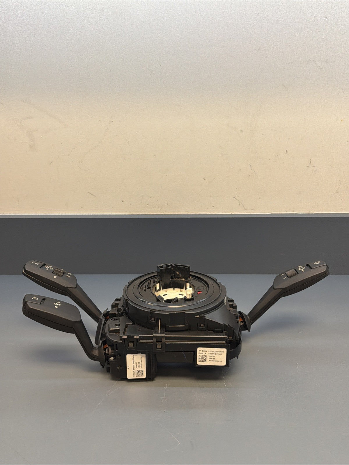 07-13 BMW 328i 330i 335i E90 E92 E93 Steering Controls Clockspring Combo 9123049