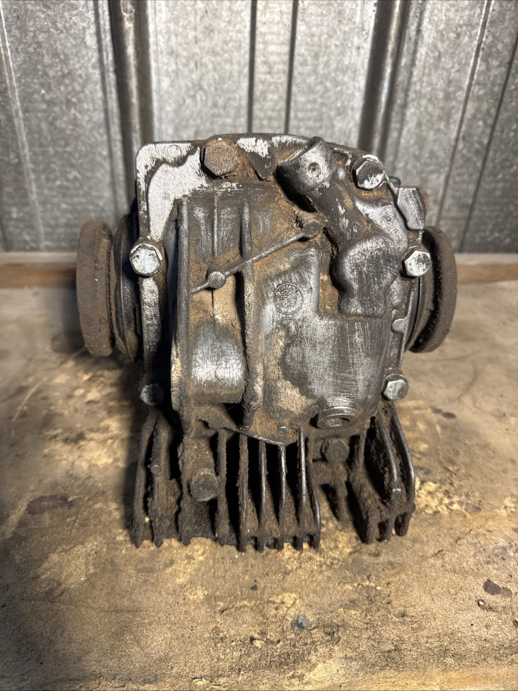 BMW REAR DIFFERENTIAL Z4 SERIES E85 AUTOMATIC FINAL DRIVE 3.46 7514131