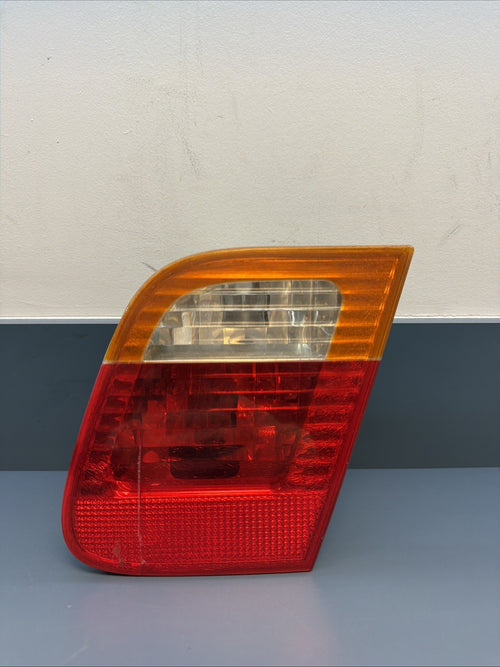 02-05 BMW 325i Sedan Inner Trunk RIGHT Passenger Tail Light 6907938 USED OEM