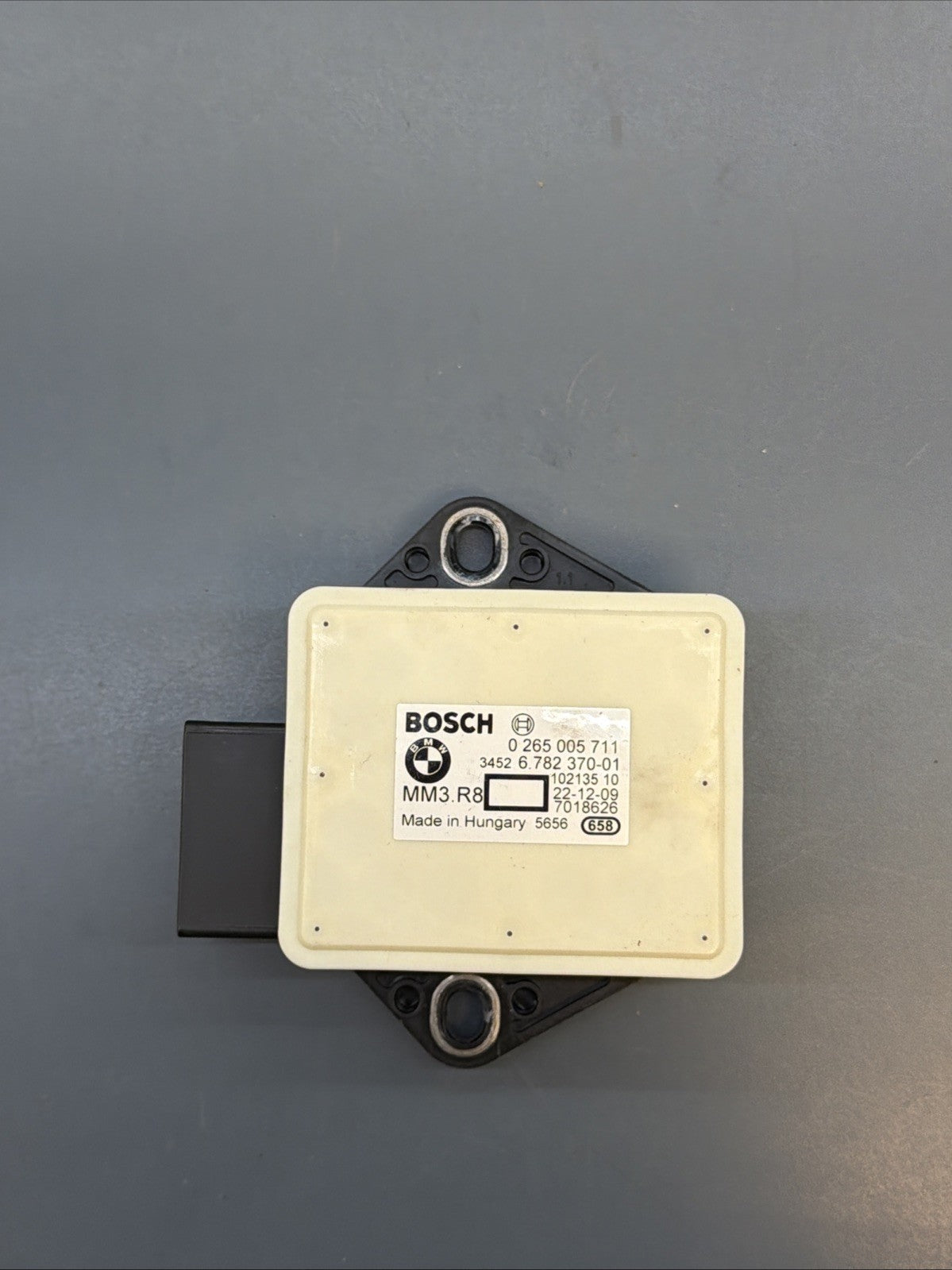2007-2013 BMW X5 E70 YAW TURN RATE ACCELERATION SPEED SENSOR 6782370 OEM