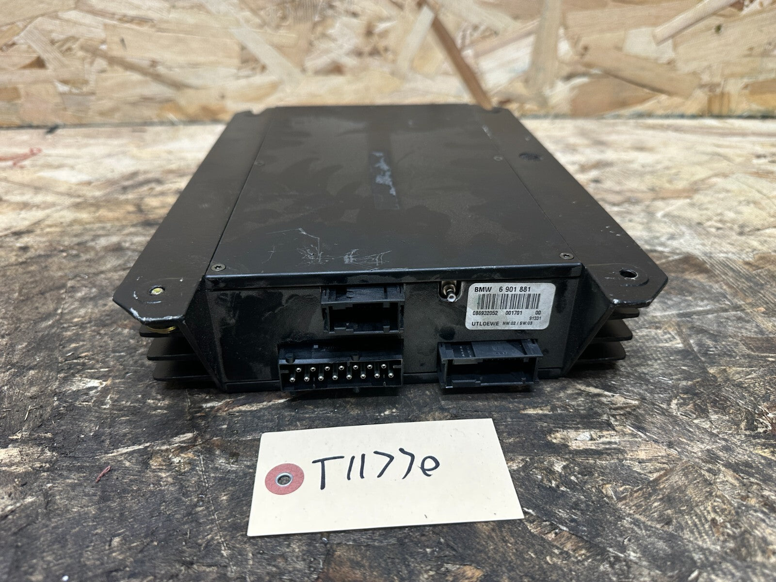 BMW 1997-2003 E39 5 SERIES HiFi RADIO AUDIO AMPLIFIER OEM 6901881