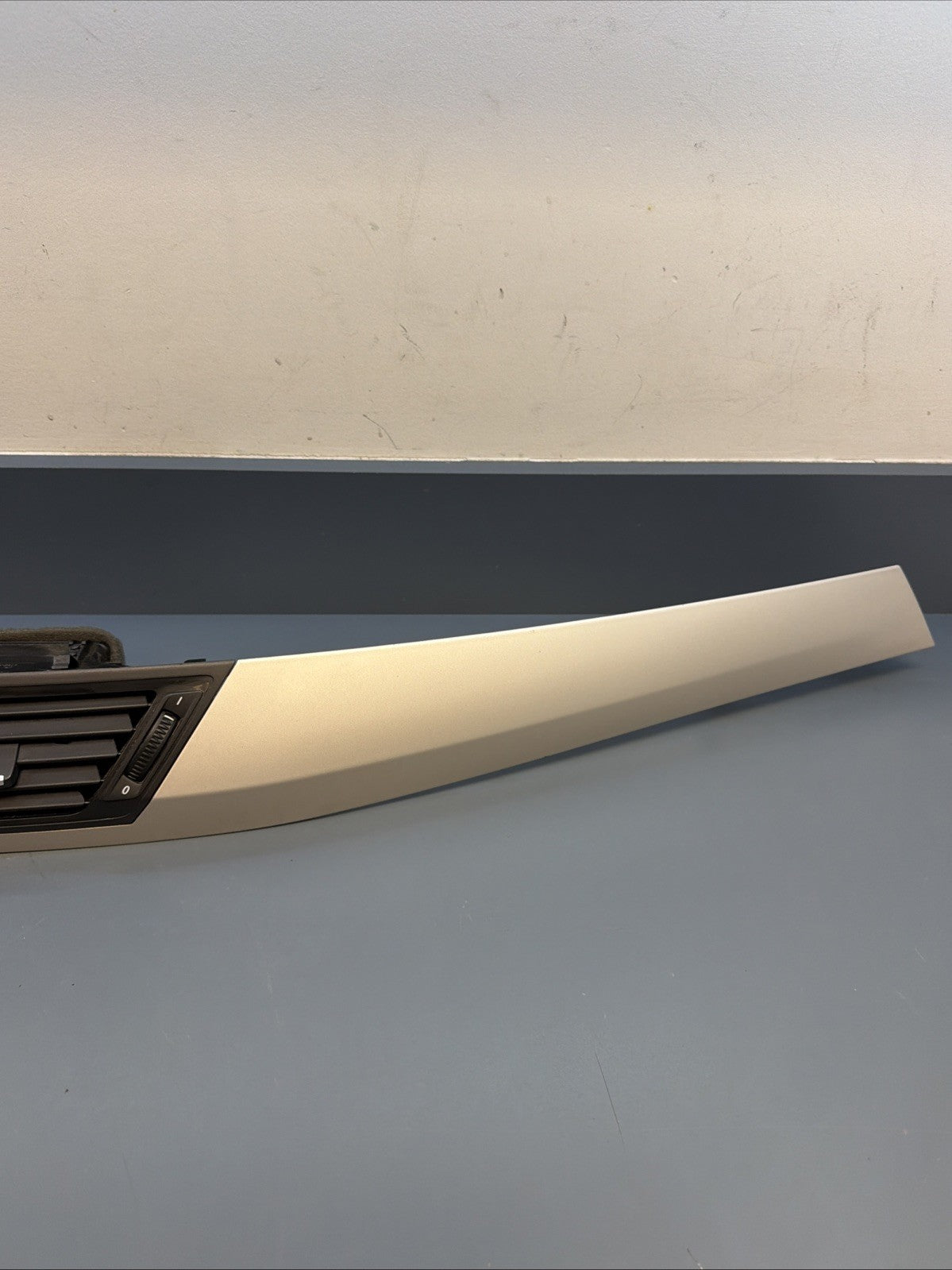 12-15 BMW X1 E84 DASHBOARD PANEL & AC AIR VENT GRILLE TRIM SILVER 9258354