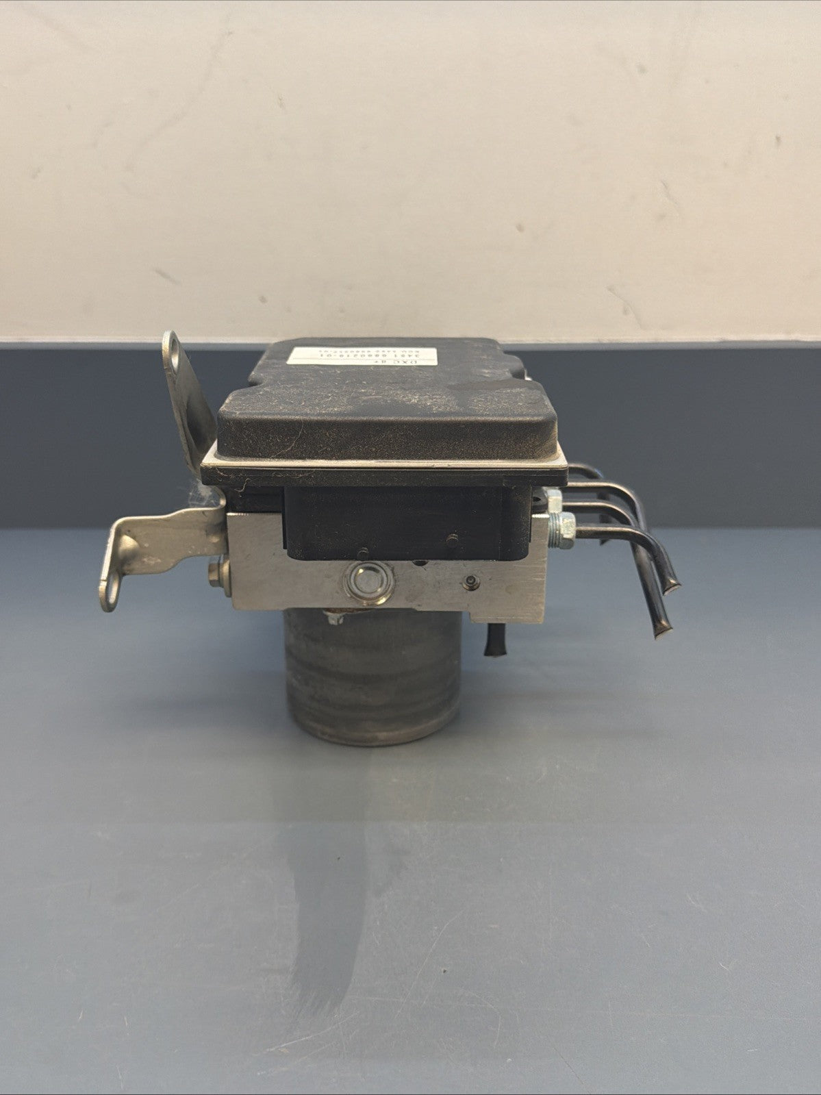 2012–2015 BMW X1 E84 HYDRAULIC ABS BRAKE PUMP MODULE OEM 6860216