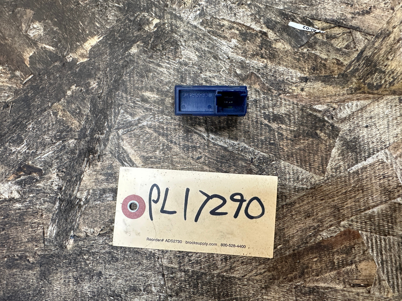BMW 93-08 E46 E39 E38 E53 E85 3/5/7 SERIES X5 Z4 TRUNK UNLOCKING SWITCH 8365579