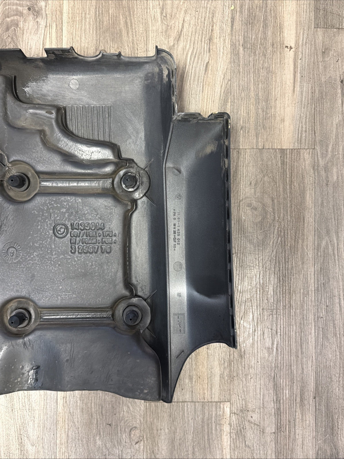 1997-1998 Bmw 540I Engine Cover Top Plastic Shield Oem 4.4L 11611435012