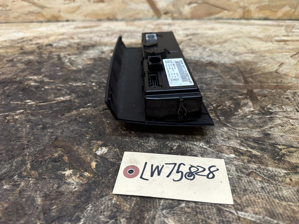 BMW 2005-2012 E90 3 SERIES AC HEATER CLIMATE CONTROL PANEL OEM 9128214