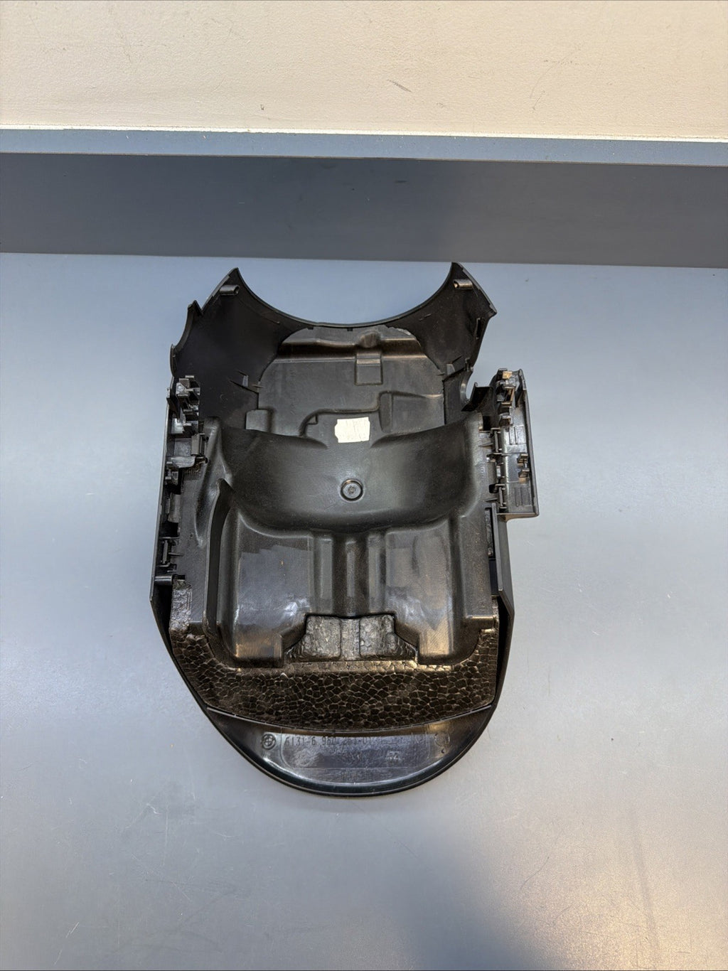Lower Steering Column Trim Cover Clamshell 6950263 06-12 BMW E90 325i 330i 328i